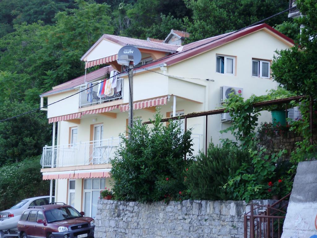 Apartments Olga Teodo Esterno foto
